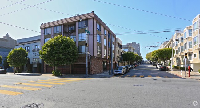499 Walnut Street, San Francisco, CA 94118 photo 4