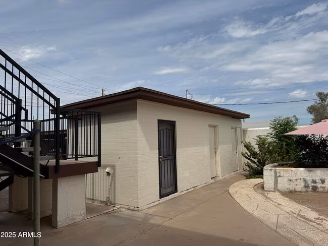 4619 S 16th St Phoenix, AZ 85040 photo 2