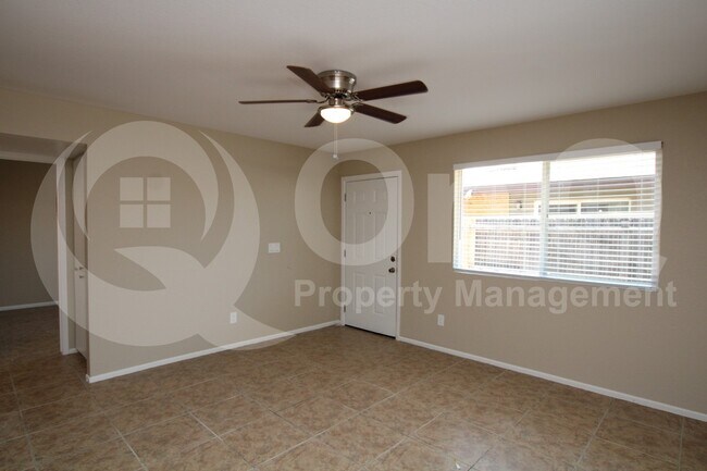 140 E Ingram St Mesa, AZ 85201 photo 4
