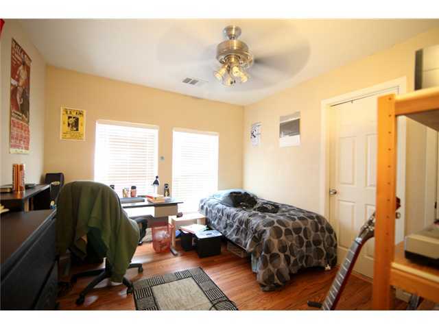 3105 Kings Lane, Austin, TX 78705 photo 4