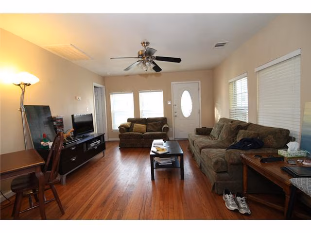3105 Kings Lane, Austin, TX 78705 photo 2