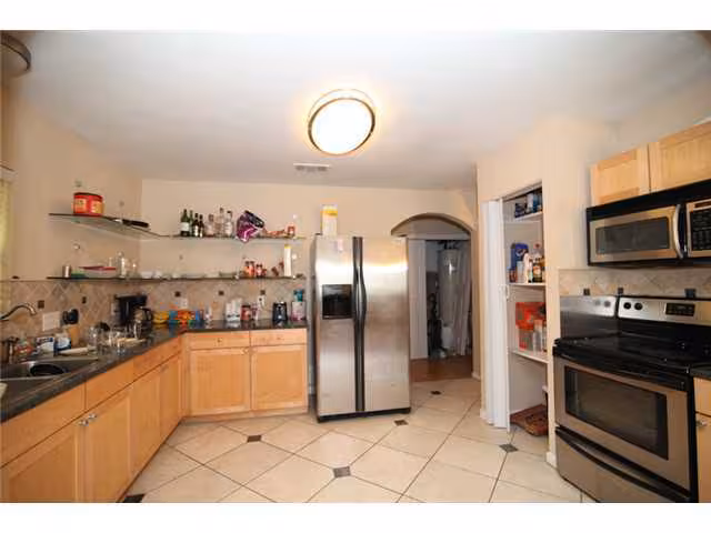 3105 Kings Lane, Austin, TX 78705 photo 3