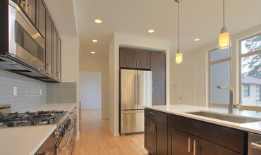 12013 35th Ave NE Seattle, WA 98125 photo 5
