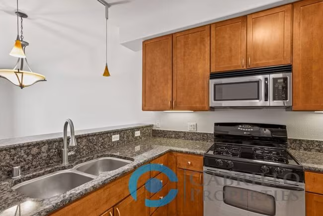 2330 1st Ave San Diego, CA 92101 photo 4