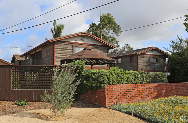 411 Park Way, Chula Vista, CA 91910 photo 2