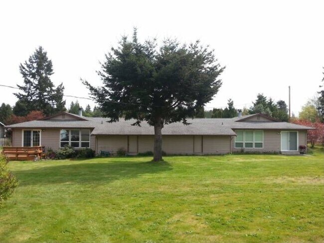 4026 NW Atlantis Ln Bremerton, WA 98312 photo 3