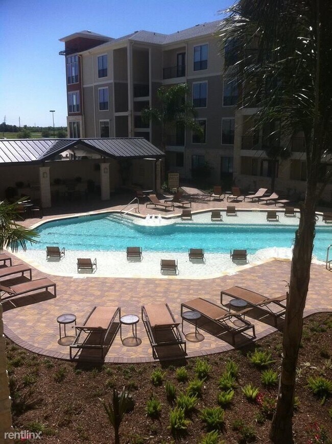 11200 Broadway St Pearland, TX 77584 photo 3