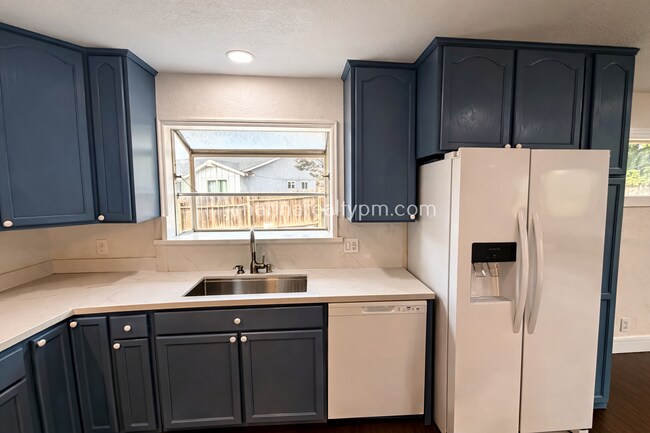 2217 Santa Fe Ct Fairfield, CA 94533 photo 4