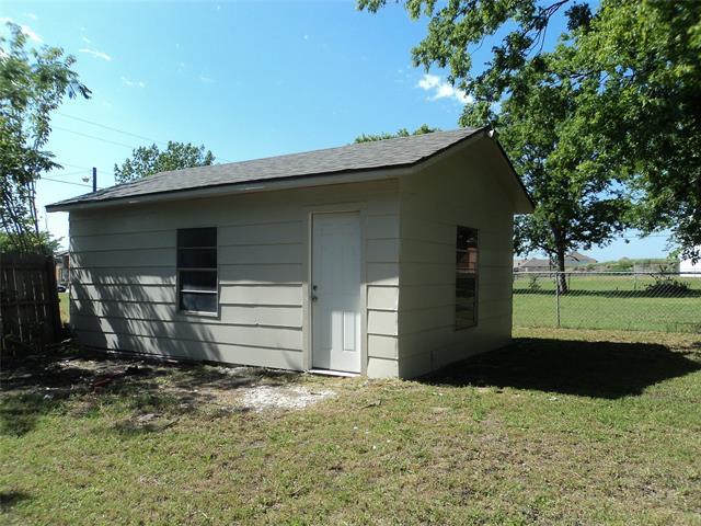 Great Family Home Is Van Alstyne! photo 4
