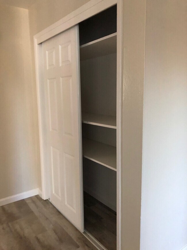 Merrilee Terrace Apartments photo 4