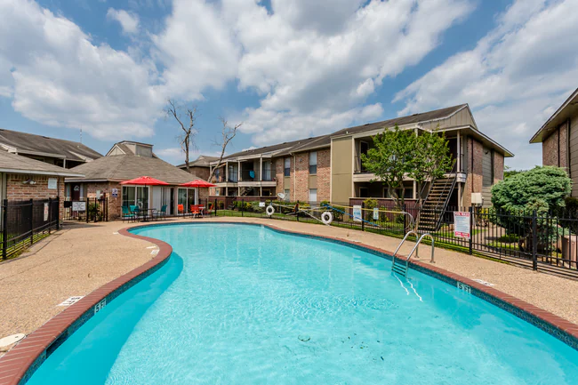 Villa Solano Apartments photo 2