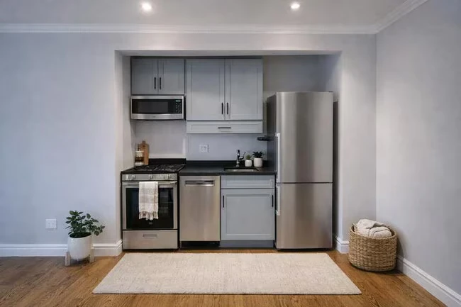 20 Prince St New York, NY 10012 photo 2