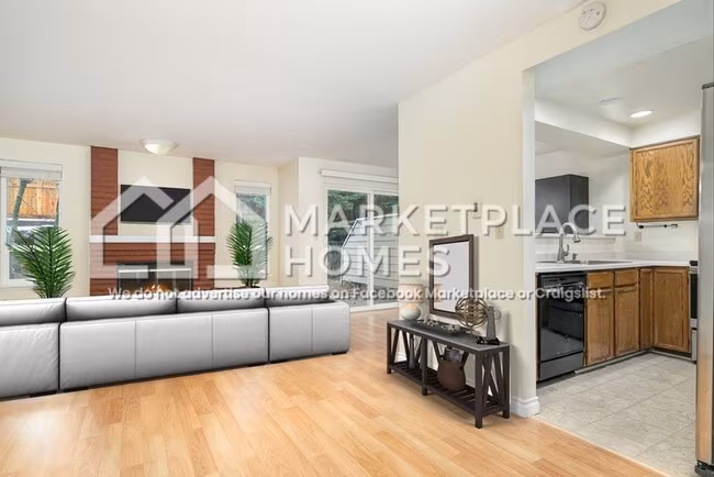 15917 NE 40th Way #3-C photo 3