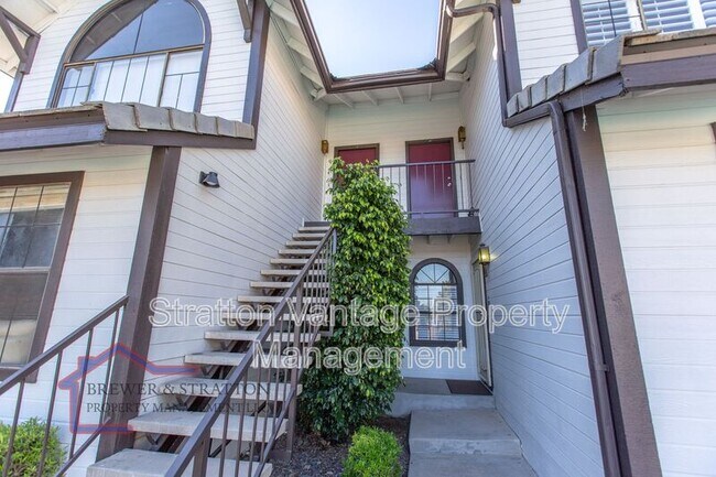 20 S Buena Vista Ave Gilbert, AZ 85296 photo 2