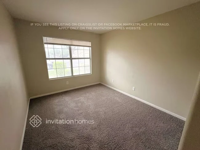 7923 W Laurel Ln Peoria, AZ 85345 photo 5