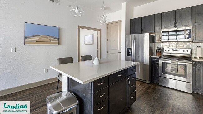 5005 Galleria Dr Farmers Branch, TX 75244 photo 5