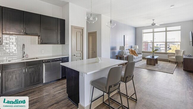 5005 Galleria Dr Farmers Branch, TX 75244 photo 4
