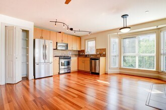 North Capital Hill owner offering move in special photo 2