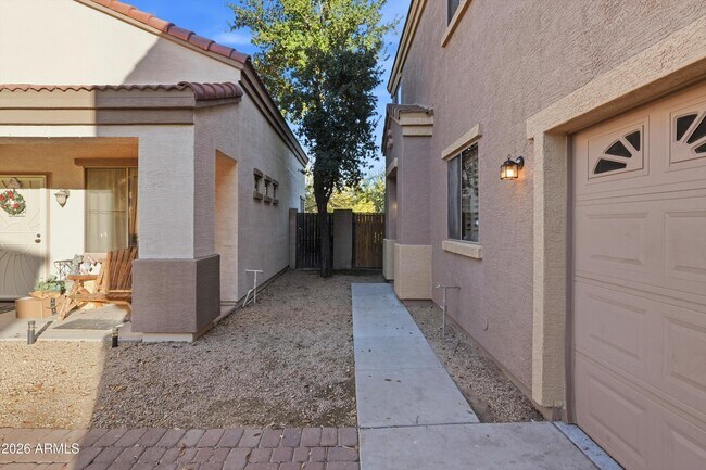7527 S 13th Pl Phoenix, AZ 85042 photo 4