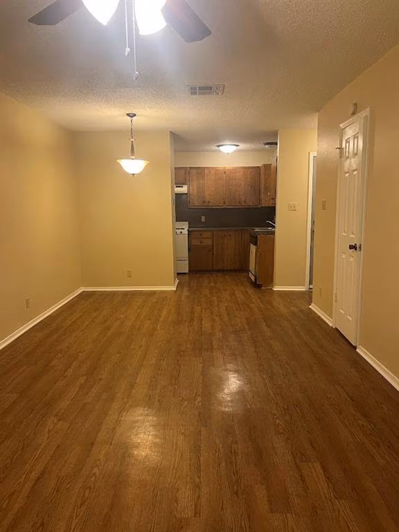 3000 S 1st St Austin, TX 78704 photo 4