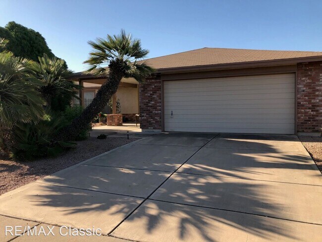 1640 Leisure World Mesa, AZ 85206 photo 3