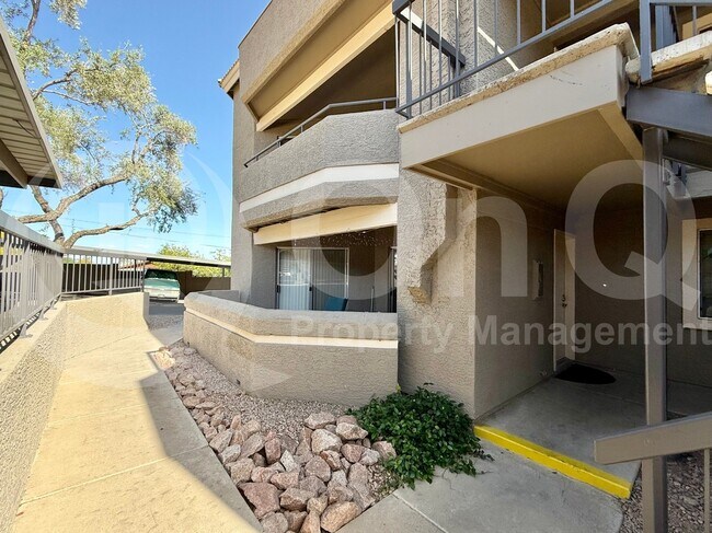 1720 E Thunderbird Rd Phoenix, AZ 85022 photo 2