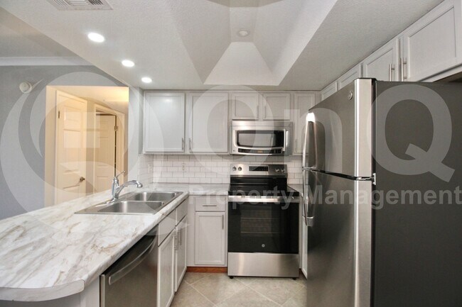 1720 E Thunderbird Rd Phoenix, AZ 85022 photo 3
