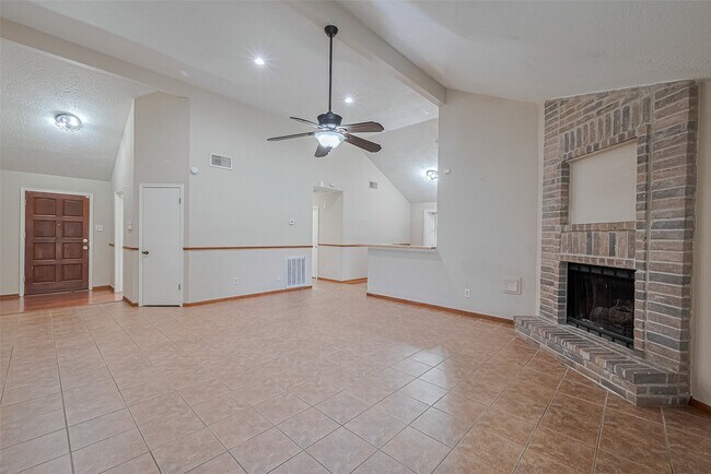 6907 Yardley Drive, Katy, TX 77494 photo 5