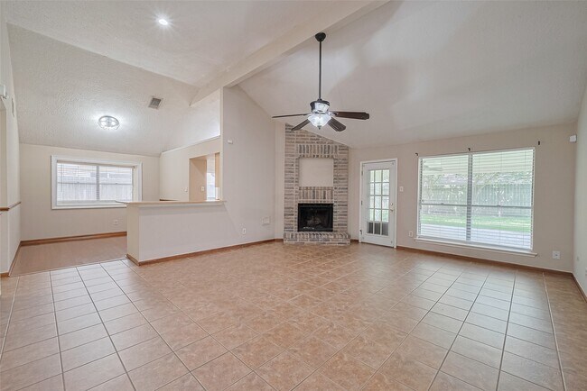 6907 Yardley Drive, Katy, TX 77494 photo 4