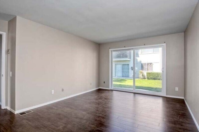 6318 Caminito Andreta San Diego, CA 92111 photo 5