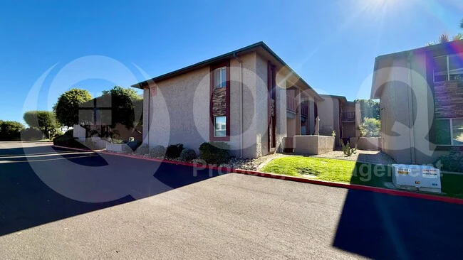 4354 N 82nd St Scottsdale, AZ 85251 photo 3
