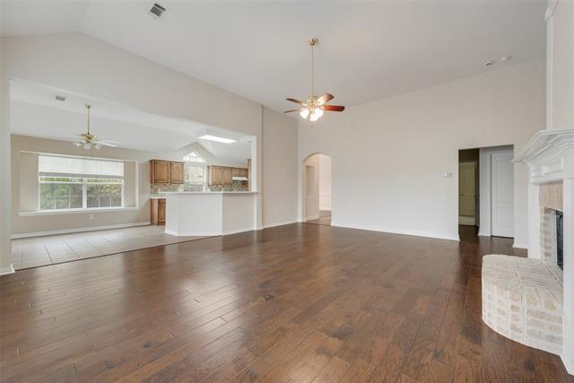 5501 Stone Cliff Court, Mckinney, TX 75071 photo 3