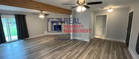 Charming 3 Bed 2 Bath Home photo 5