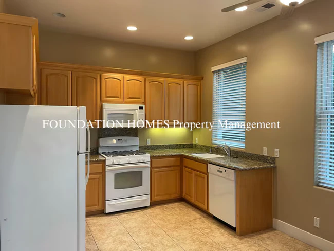 56 N Knoll Rd Mill Valley, CA 94941 photo 3