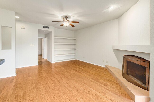 8200 Neely Dr Austin, TX 78759 photo 3