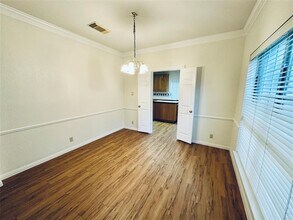 7508 Orrick Dr Austin, TX 78749 photo 5