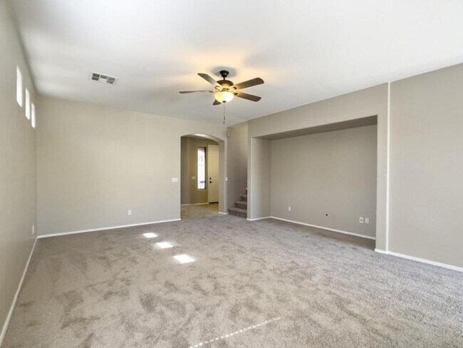 2622 W Florentine Rd Phoenix, AZ 85086 photo 2