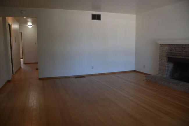 3809 Lassen Dr Pittsburg, CA 94565 photo 4