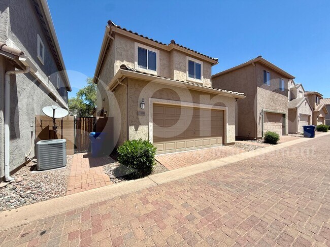10043 E Isabella Ave Mesa, AZ 85209 photo 4
