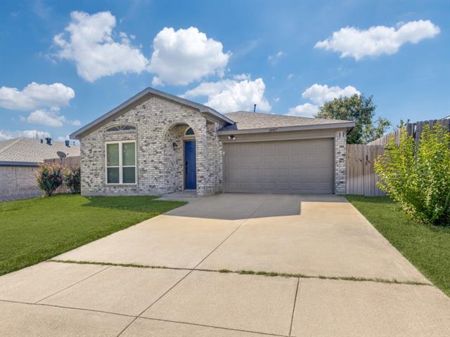 10917 Hornby Street, Fort Worth, TX 76108 photo 2