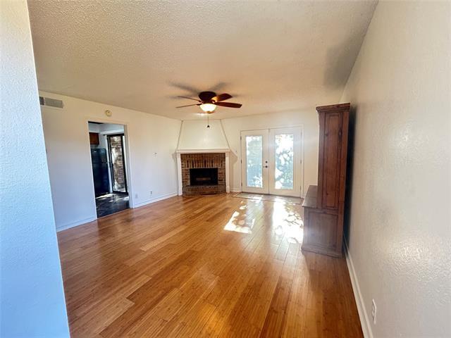 6509 Hickock Dr Fort Worth, TX 76116 photo 2