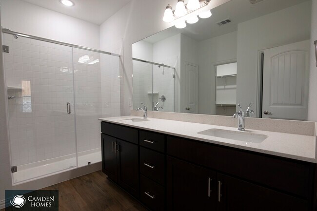 10072 Melon Avenue, Dallas, TX 75217 photo 5