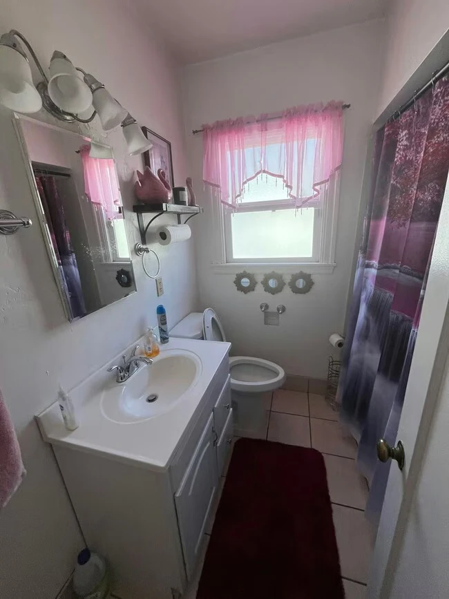 2117 106th Ave Oakland, CA 94603 photo 2