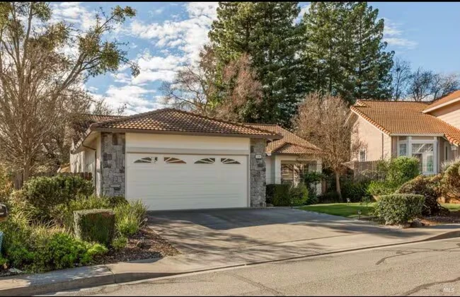 3309 Colonial Ct Fairfield, CA 94534 photo 4