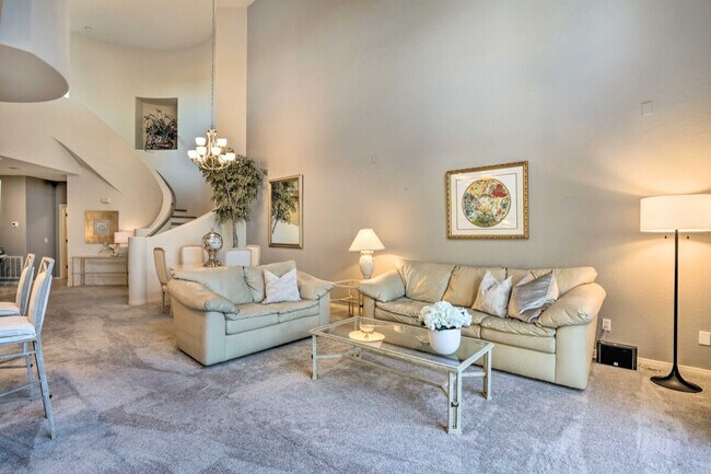 15240 North Clubgate Drive, Scottsdale, AZ 85254 photo 3
