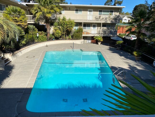 7725 Bodega Ave Sebastopol, CA 95472 photo 4