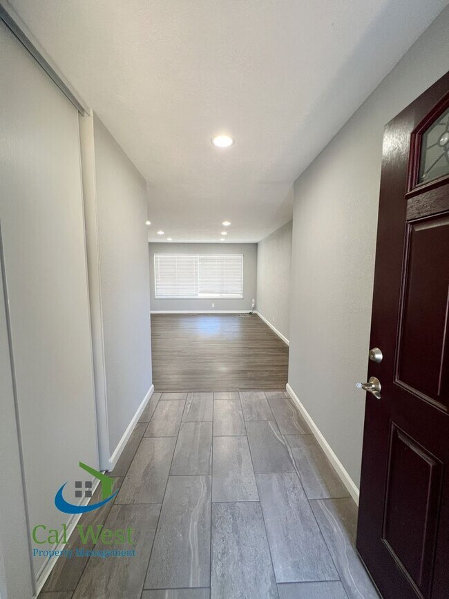 1567 Oriole Ave Sunnyvale, CA 94087 photo 4