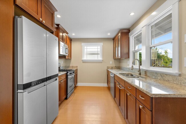 26616 NE Valley St Duvall, WA 98019 photo 5