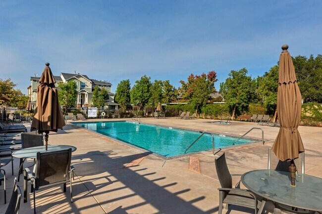 18404 Emerald Lane, Morgan Hill, CA 95037 photo 4