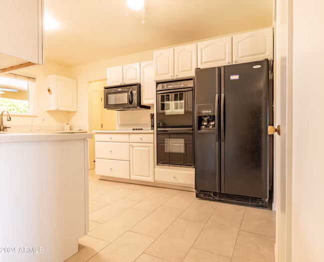 10846 N 109th Ave Sun City, AZ 85351 photo 4
